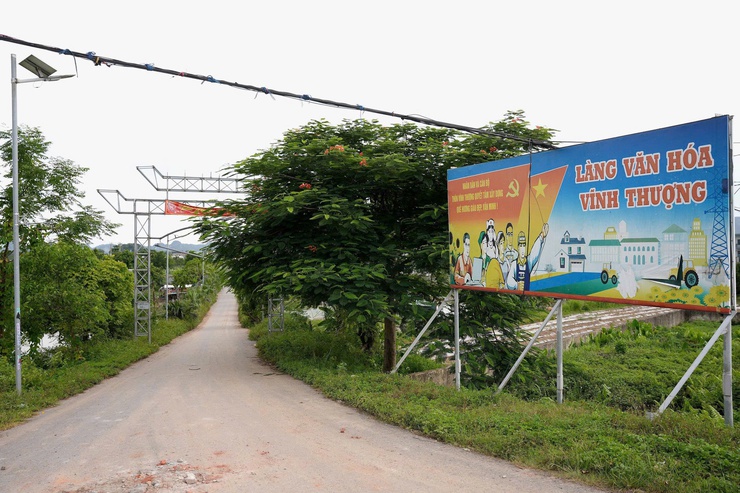 CÁN BỘ, ĐẢNG VIÊN VÀ NHÂN DÂN XÃ VÂN ĐÌNH: CHUNG SỨC, ĐỒNG LÒNG THỰC HIỆN TỐT CHỦ TRƯƠNG SÁP NHẬP THÔN- Ảnh 2.