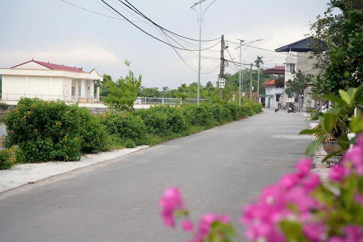 CÁN BỘ, ĐẢNG VIÊN VÀ NHÂN DÂN XÃ VÂN ĐÌNH: CHUNG SỨC, ĐỒNG LÒNG THỰC HIỆN TỐT CHỦ TRƯƠNG SÁP NHẬP THÔN- Ảnh 6.