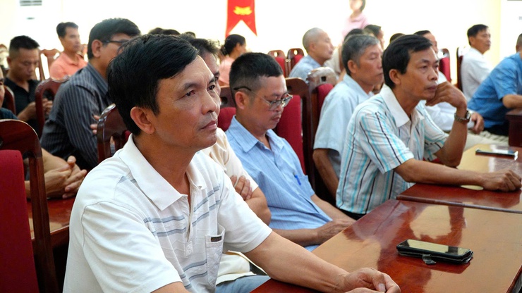 HỘI NGHỊ TRIỂN KHAI LẤY Ý KIẾN NHÂN DÂN VỀ ĐỀ ÁN SẮP XẾP THÔN, TỔ DÂN PHỐ TẠI XÃ DÂN HÒA- Ảnh 7.