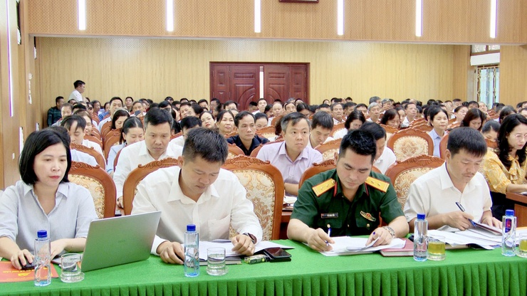 Ban Chấp hành Đảng bộ xã Thư Lâm khóa I, nhiệm kỳ 2025-2030 tổ chức Hội nghị lần thứ Mười - Ảnh 3.
