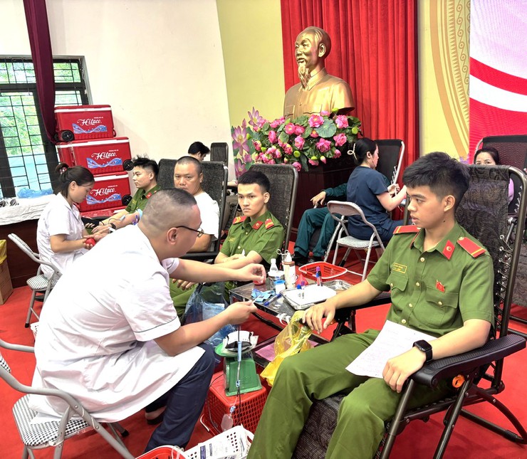 XÃ KIM ANH TỔ  NGÀY HỘI HIẾN MÁU TÌNH NGUYỆN ĐỢT I NĂM 2026- Ảnh 3.