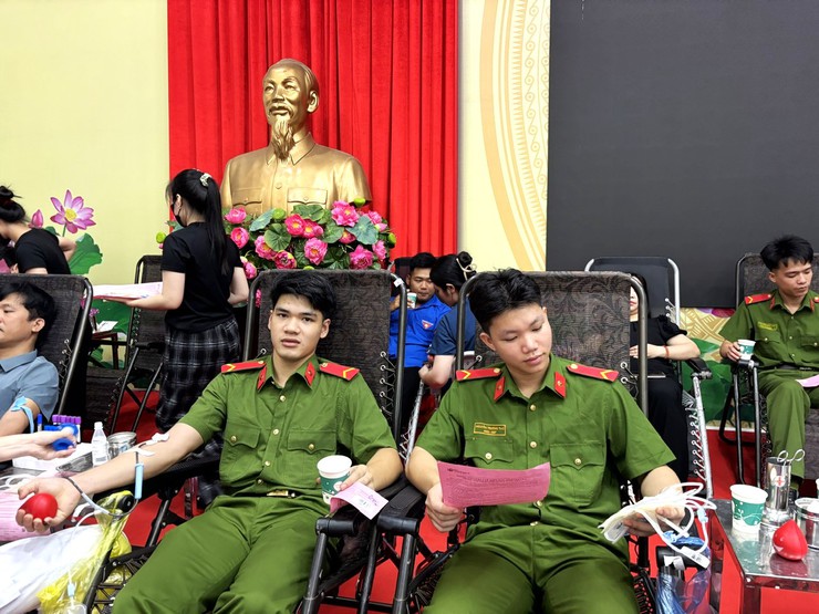 XÃ KIM ANH TỔ  NGÀY HỘI HIẾN MÁU TÌNH NGUYỆN ĐỢT I NĂM 2026- Ảnh 6.