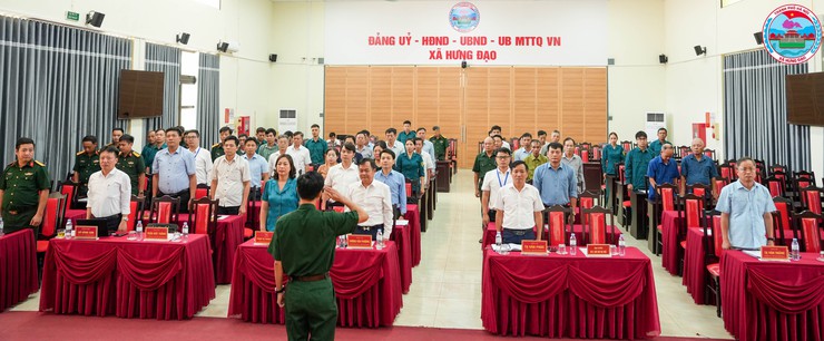 UBND XÃ HƯNG ĐẠO TỔ CHỨC HỘI NGHỊ SƠ KẾT CÔNG TÁC QUÂN SỰ, QUỐC PHÒNG ĐỊA PHƯƠNG 6 THÁNG ĐẦU NĂM 2026; TỔNG KẾT THI HÀNH LUẬT QUỐC PHÒNG, LUẬT DÂN QUÂN TỰ VỆ VÀ LUẬT GIÁO DỤC QUỐC PHÒNG VÀ AN NINH- Ảnh 1.