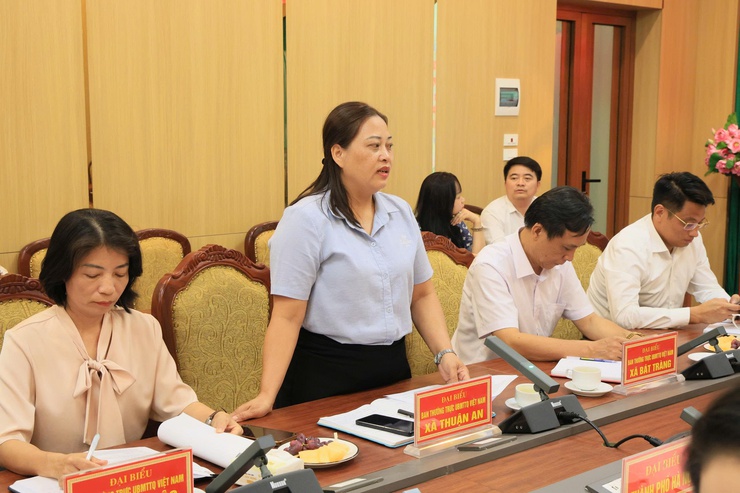 Đoàn khảo sát của Ủy ban MTTQ Việt Nam thành phố Hà Nội làm việc với các xã Phù Đổng, Thuận An, Bát Tràng, Thiên Lộc, Thư Lâm và Vĩnh Thanh về công tác vận động, quản lý và sử dụng các loại Quỹ- Ảnh 6.