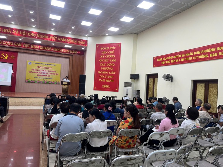 Phường Hoàng Liệt tổ chức tuyên truyền phổ biến Luật Dân số 1132025QH15 và tuyên truyền chăm sóc sức khỏe sinh sản giai đoạn hiện nay- Ảnh 2.