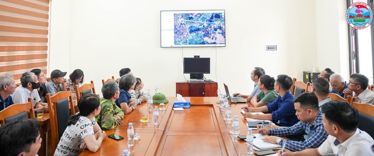UBND XÃ HƯNG ĐẠO TỔ CHỨC HỘI NGHỊ LẤY Ý KIẾN VỀ BẢN VẼ PHƯƠNG ÁN TUYẾN TỶ LỆ 1/500 DỰ ÁN CẢI TẠO, NÂNG CẤP CẦU TRỌ TRÊ KẾT HỢP ĐƯỜNG GIAO THÔNG- Ảnh 2.