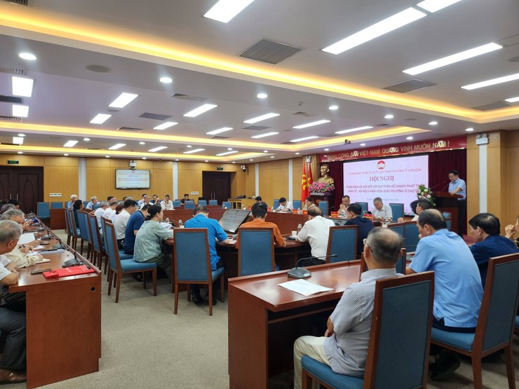 Hội nghị phản biện xã hội đối với dự thảo Kế hoạch phát triển kinh tế- xã hội 5 năm giai đoạn 2026- 2030- Ảnh 1.