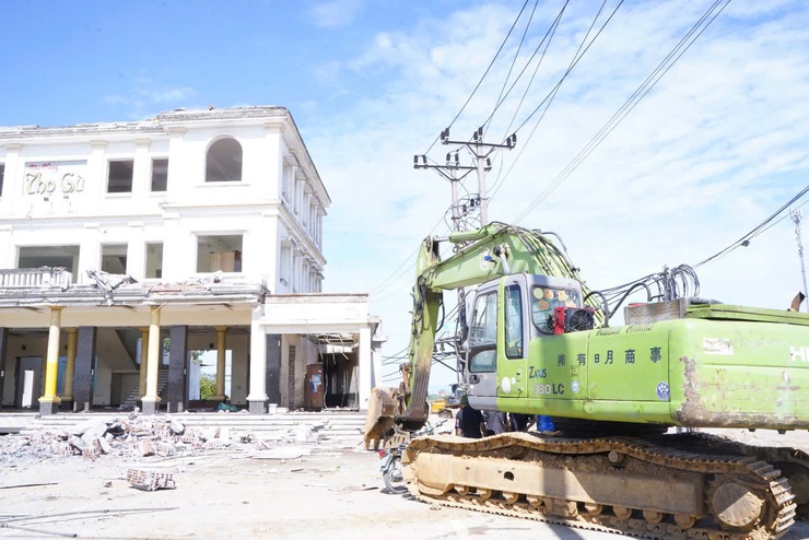 Xã Chuyên Mỹ quyết liệt chỉ đạo bàn giao mặt bằng tại thực địa phục vụ thi công dự án đường trục phía Nam
 - Ảnh 3.
