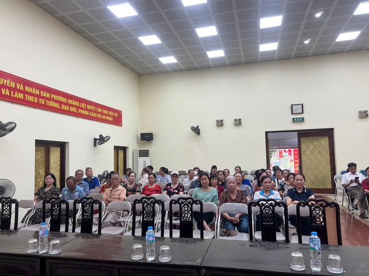 Phường Hoàng Liệt tổ chức tuyên truyền phổ biến Luật Dân số 1132025QH15 và tuyên truyền chăm sóc sức khỏe sinh sản giai đoạn hiện nay- Ảnh 4.