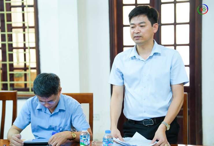 ĐOÀN KIỂM TRA BAN CHỈ ĐẠO THỰC HIỆN QUY CHẾ DÂN CHỦ XÃ QUỐC OAI KIỂM TRA VIỆC THỰC HIỆN QUY CHẾ DÂN CHỦ TẠI BAN QUẢN LÝ DỰ ÁN ĐẦU TƯ - HẠ TẦNG XÃ- Ảnh 6.