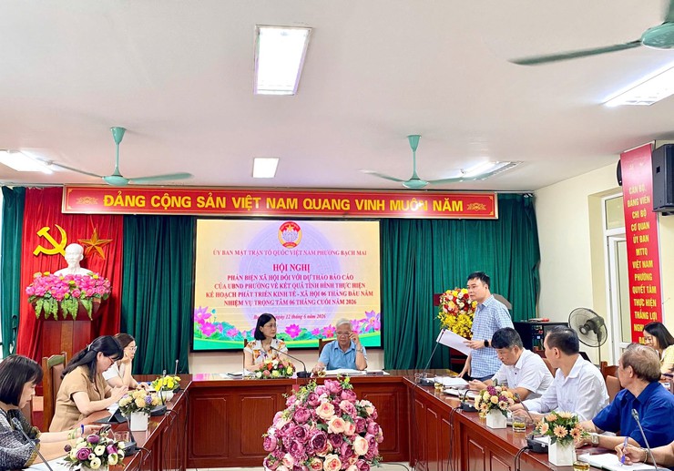UB MTTQ VIỆT NAM PHƯỜNG BẠCH MAI TỔ CHỨC HỘI NGHỊ PHẢN BIỆN XÃ HỘI ĐỐI VỚI DỰ THẢO BÁO CÁO KẾT QUẢ THỰC HIỆN KẾ HOẠCH PHÁT TRIỂN KINH TẾ - XÃ HỘI 6 THÁNG ĐẦU NĂM VÀ PHƯƠNG HƯỚNG, NHIỆM VỤ TRỌNG TÂM 6 THÁNG CUỐI NĂM 2026.- Ảnh 7.