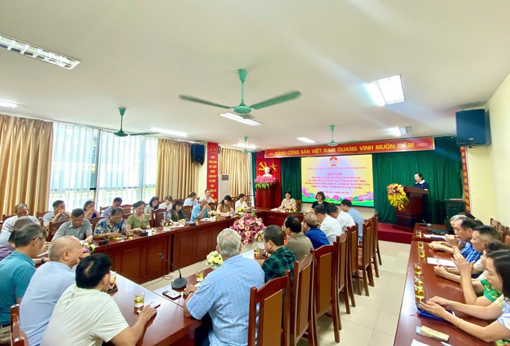 UB MTTQ VIỆT NAM PHƯỜNG BẠCH MAI TỔ CHỨC HỘI NGHỊ PHẢN BIỆN XÃ HỘI ĐỐI VỚI DỰ THẢO BÁO CÁO KẾT QUẢ THỰC HIỆN KẾ HOẠCH PHÁT TRIỂN KINH TẾ - XÃ HỘI 6 THÁNG ĐẦU NĂM VÀ PHƯƠNG HƯỚNG, NHIỆM VỤ TRỌNG TÂM 6 THÁNG CUỐI NĂM 2026.- Ảnh 10.