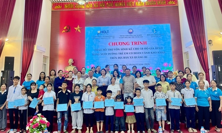 Trao 107.360.000 đồng vốn sinh kế cho 18 hộ gia đình đang nuôi dưỡng trẻ em khó khăn trên địa bàn xã Quảng Bị- Ảnh 4.
