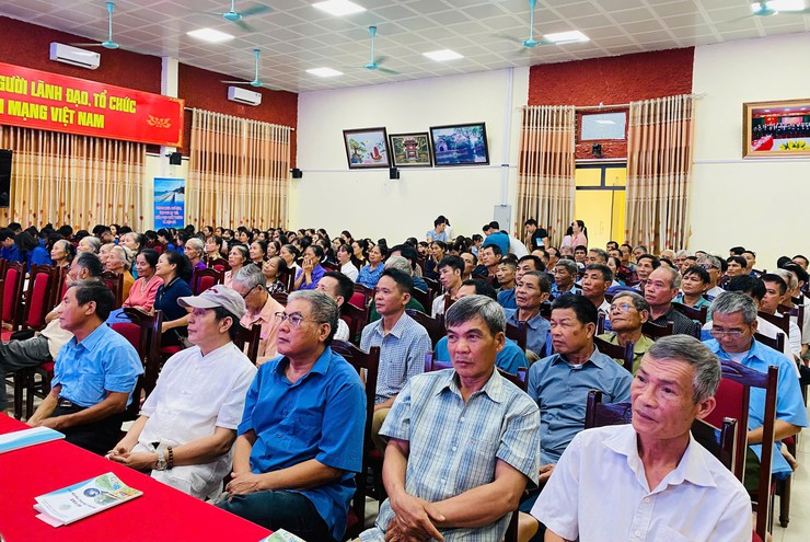 Hơn 300 đại biểu xã Minh Châu được tập huấn nâng cao kiến thức, kỹ năng phòng, chống thiên tai năm 2026- Ảnh 4.