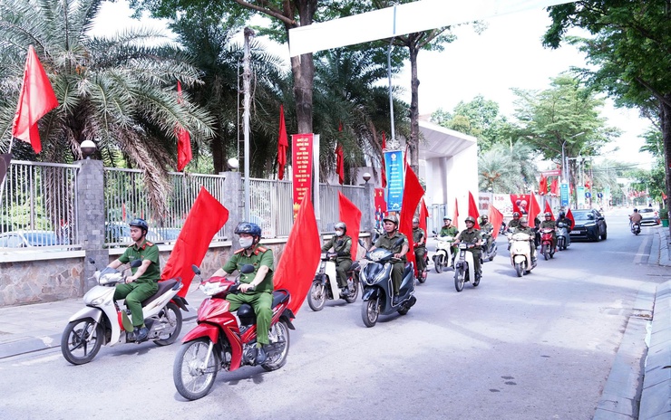 Công an phường Chương Mỹ tuyên truyền lưu động hưởng ứng Tháng hành động phòng, chống ma túy năm 2026- Ảnh 6.