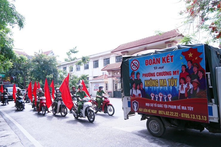 Công an phường Chương Mỹ tuyên truyền lưu động hưởng ứng Tháng hành động phòng, chống ma túy năm 2026- Ảnh 7.