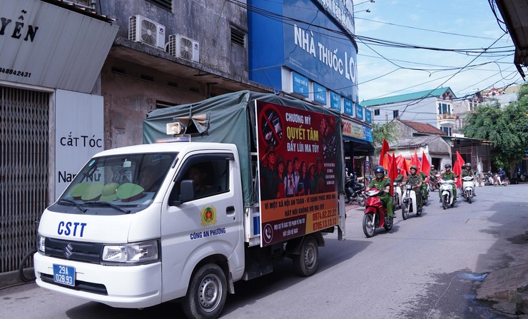 Công an phường Chương Mỹ tuyên truyền lưu động hưởng ứng Tháng hành động phòng, chống ma túy năm 2026- Ảnh 11.