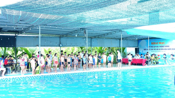 DÂN HÒA KHAI MẠC LỚP TẬP HUẤN PHỔ CẬP BƠI CHO HỌC SINH HÈ 2026 – PHÒNG CHỐNG ĐUỐI NƯỚC, TRANG BỊ KỸ NĂNG AN TOÀN- Ảnh 5.