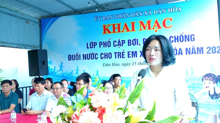 DÂN HÒA KHAI MẠC LỚP TẬP HUẤN PHỔ CẬP BƠI CHO HỌC SINH HÈ 2026 – PHÒNG CHỐNG ĐUỐI NƯỚC, TRANG BỊ KỸ NĂNG AN TOÀN- Ảnh 4.