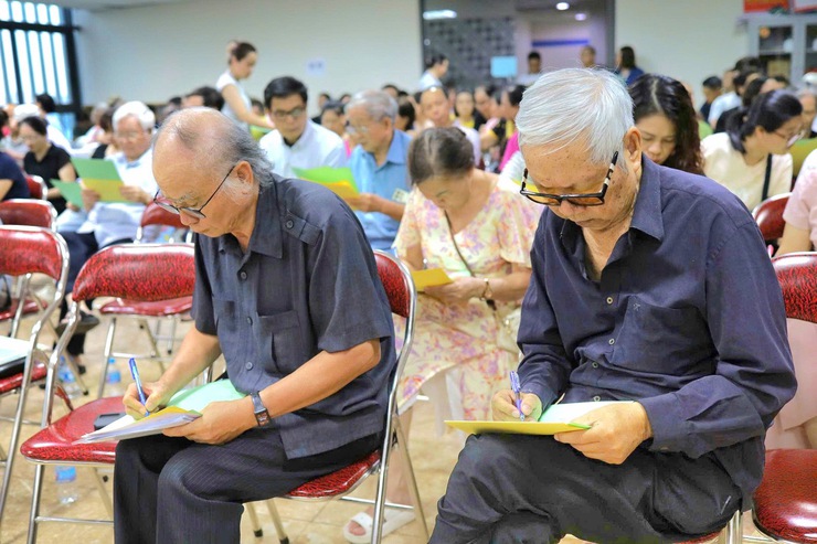 UBND phường Xuân Đỉnh tổ chức thành công Hội nghị bầu Ban quản trị tòa nhà chung cư N04B- Ảnh 12.
