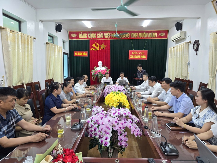 DÂN HOÀ: BỔ NHIỆM CHỨC VỤ PHÓ CHÁNH VĂN PHÒNG ĐẢNG ỦY XÃ- Ảnh 1.