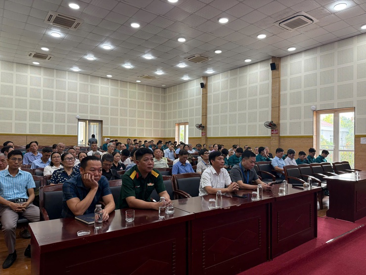Phường Long Biên tổ chức tập huấn nghiệp vụ phòng, chống thiên tai năm 2026- Ảnh 1.