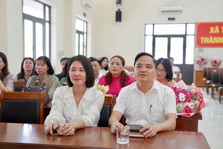 Hội nghị trao Quyết định thành lập trường và công bố các Nghị quyết, Quyết định về công tác cán bộ- Ảnh 8.