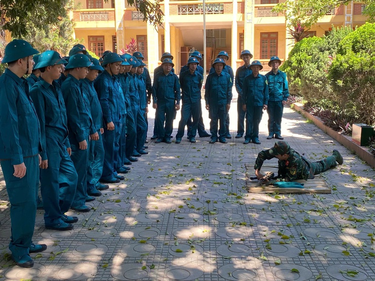 Ban Chỉ huy quân sự xã Phú Nghĩa hoàn thành nhiệm vụ huấn luyện dân quân năm 2026- Ảnh 2.
