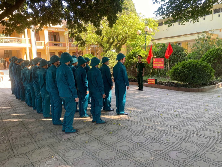 Ban Chỉ huy quân sự xã Phú Nghĩa hoàn thành nhiệm vụ huấn luyện dân quân năm 2026- Ảnh 4.