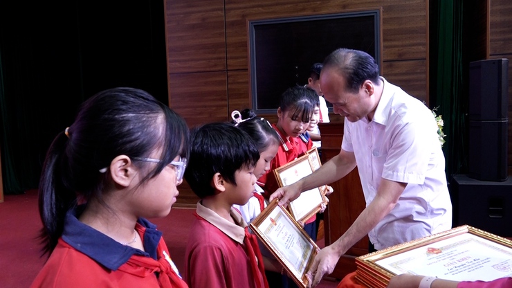 Mỹ Đức tuyên dương khen thưởng học sinh giỏi tiêu biểu năm học 2025 - 2026- Ảnh 9.