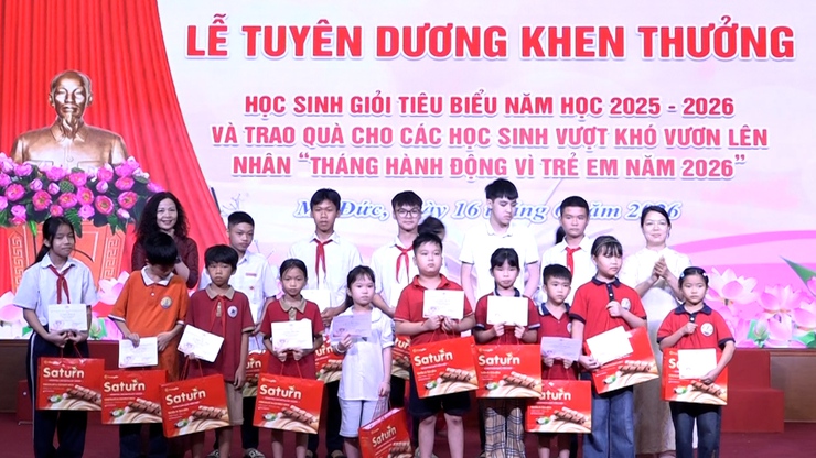 Mỹ Đức tuyên dương khen thưởng học sinh giỏi tiêu biểu năm học 2025 - 2026- Ảnh 13.