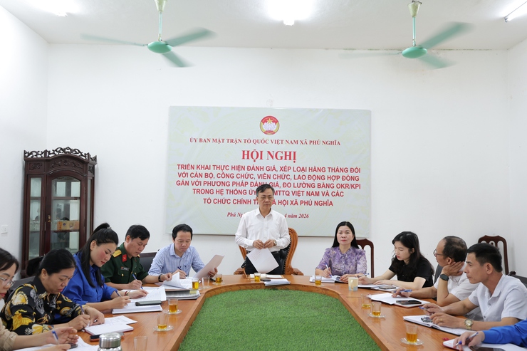Phú Nghĩa: Sắp xếp, kiện toàn đội ngũ cán bộ MTTQ và các tổ chức chính trị - xã hội bảo đảm hoạt động thông suốt, hiệu quả- Ảnh 3.