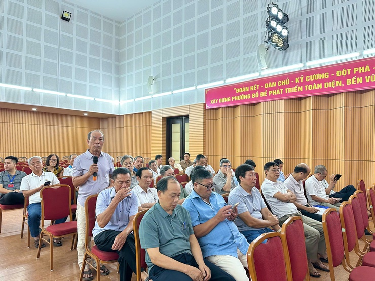 TỔ CHỨC THÀNH CÔNG 06 HỘI NGHỊ TIẾP XÚC CỬ TRI TRƯỚC KỲ HỌP THỨ HAI HĐND PHƯỜNG KHÓA II, NHIỆM KỲ 2026 – 2031- Ảnh 7.