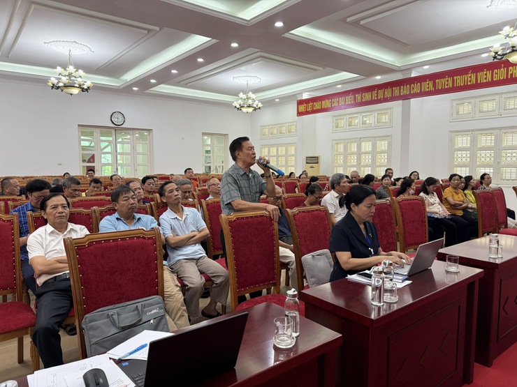 TỔ CHỨC THÀNH CÔNG 06 HỘI NGHỊ TIẾP XÚC CỬ TRI TRƯỚC KỲ HỌP THỨ HAI HĐND PHƯỜNG KHÓA II, NHIỆM KỲ 2026 – 2031- Ảnh 8.