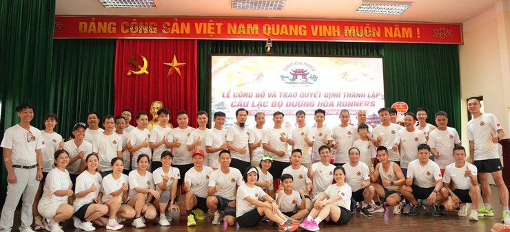 Dương Hòa ra mắt Câu lạc bộ Dương Hòa Runners- Ảnh 4.