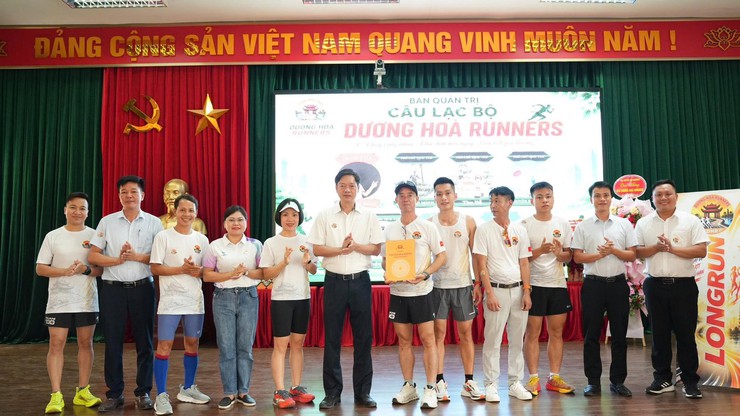Dương Hòa ra mắt Câu lạc bộ Dương Hòa Runners- Ảnh 2.