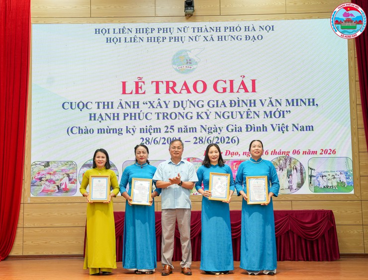 HƯNG ĐẠO CHUNG TAY XÂY DỰNG GIA ĐÌNH VĂN MINH, HẠNH PHÚC TRONG KỶ NGUYÊN MỚI- Ảnh 7.