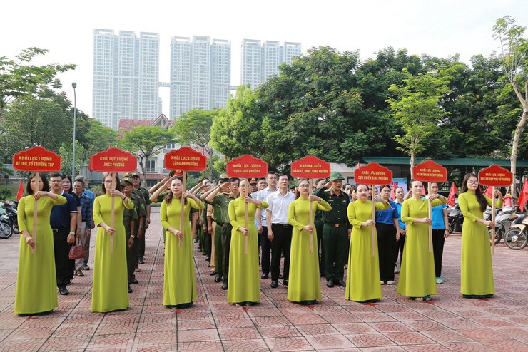 Phường Dương Nội ra quân hưởng ứng Tháng hành động phòng, chống ma tuý 2026- Ảnh 1.