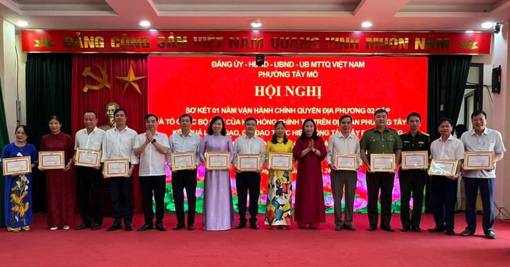 Đảng ủy phường Tây Mỗ: Đổi mới phương thức lãnh đạo, tối ưu hóa bộ máy chính quyền địa phương hai cấp- Ảnh 12.