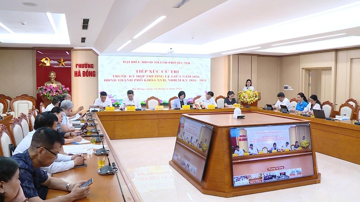 Đại biểu HĐND thành phố Hà Nội - Đơn vị bầu cử số 13 tiếp xúc cử tri trước kỳ họp giữa năm- Ảnh 1.