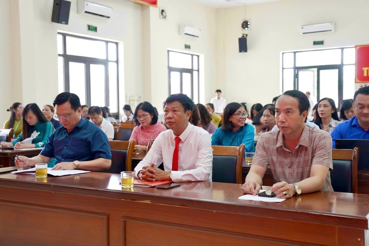 Xã Thiên Lộc tổng kết Cuộc thi Chính luận bảo vệ nền tảng tư tưởng của Đảng và triển khai nhiệm vụ 6 tháng cuối năm 2026 của Ban công tác 35- Ảnh 2.