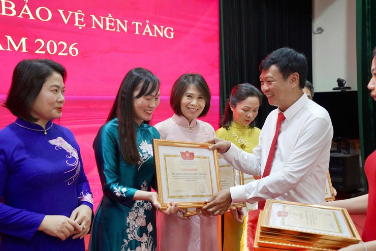 Xã Thiên Lộc tổng kết Cuộc thi Chính luận bảo vệ nền tảng tư tưởng của Đảng và triển khai nhiệm vụ 6 tháng cuối năm 2026 của Ban công tác 35- Ảnh 11.
