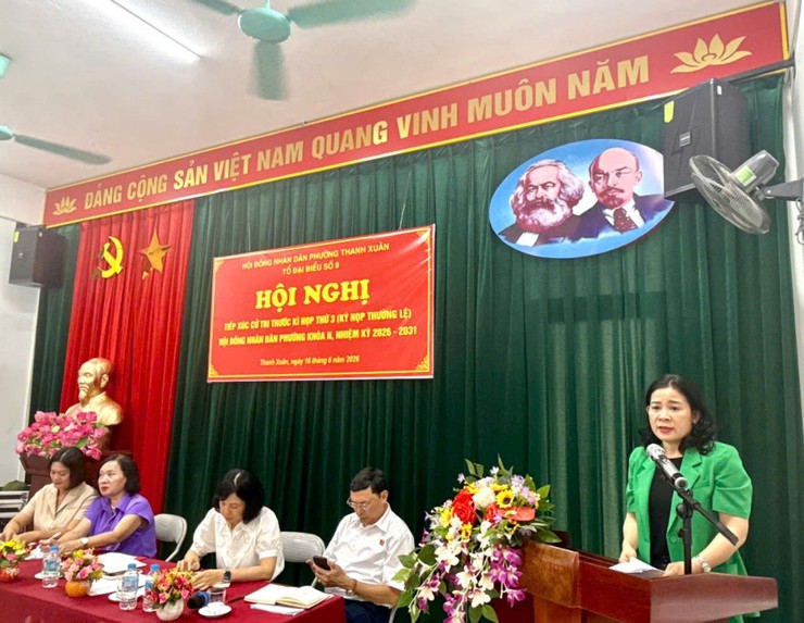Tổ đại biểu số 8 HĐND phường Thanh Xuân tiếp xúc cử tri trước kỳ họp thứ 3 (kỳ họp thường lệ) HĐND phường khóa II, nhiệm kỳ 2026 - 2031.- Ảnh 1.