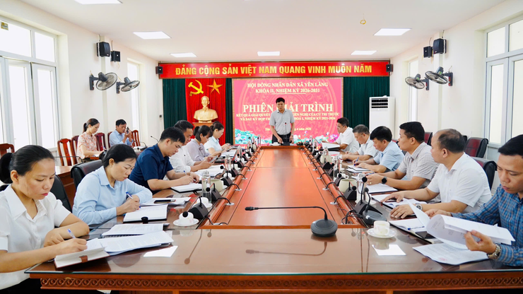 PHIÊN GIẢI TRÌNH VỀ KẾT QUẢ GIẢI QUYẾT CÁC Ý KIẾN, KIẾN NGHỊ CỦA CỬ TRI TRƯỚC VÀ SAU KỲ HỌP THỨ 2 HĐND XÃ KHÓA I- Ảnh 1.