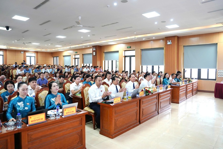 HĐND xã Đông Anh khai mạc kỳ họp thứ ba, khóa II, nhiệm kỳ 2026 - 2031- Ảnh 2.