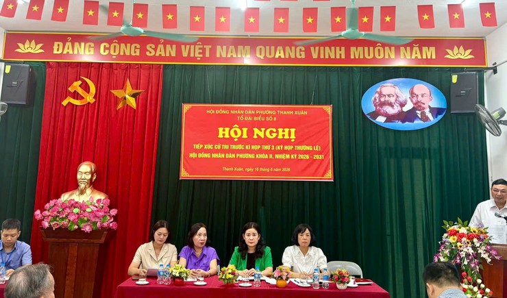 Tổ đại biểu số 8 HĐND phường Thanh Xuân tiếp xúc cử tri trước kỳ họp thứ 3 (kỳ họp thường lệ) HĐND phường khóa II, nhiệm kỳ 2026 - 2031.- Ảnh 2.