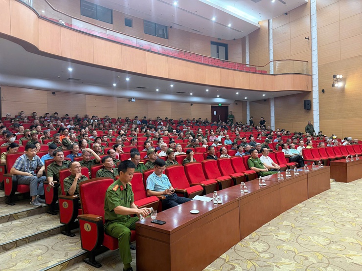 Phường Đống Đa: Huấn luyện nghiệp vụ phòng cháy, chữa cháy cho lực lượng dân phòng năm 2026- Ảnh 11.