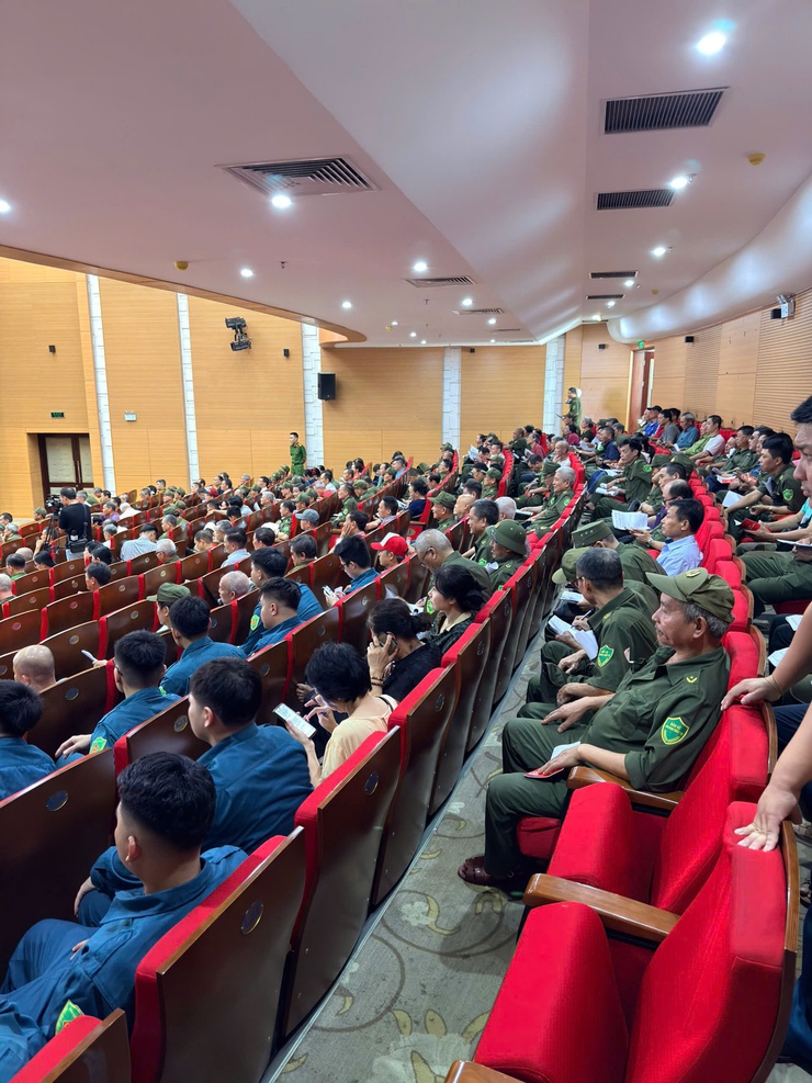 Phường Đống Đa: Huấn luyện nghiệp vụ phòng cháy, chữa cháy cho lực lượng dân phòng năm 2026- Ảnh 9.