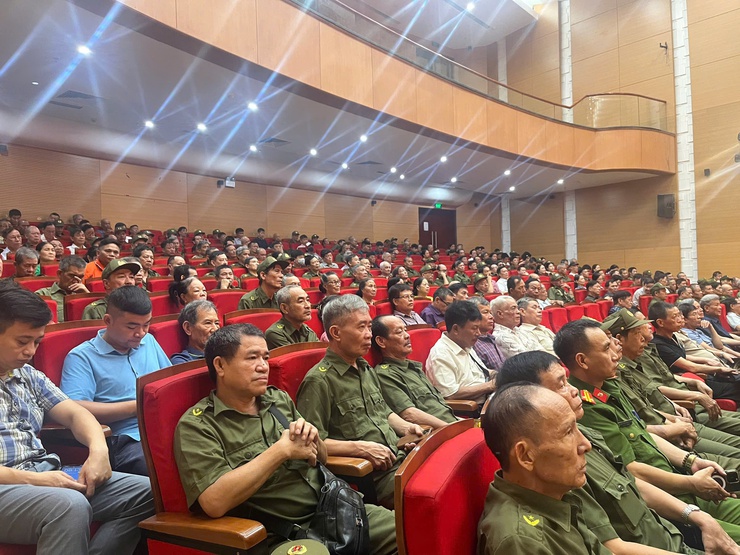 Phường Đống Đa: Huấn luyện nghiệp vụ phòng cháy, chữa cháy cho lực lượng dân phòng năm 2026- Ảnh 7.