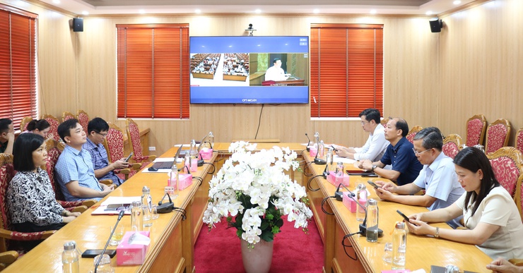 Xã Quảng Bị dự hội nghị trực tuyến Hội thảo khoa học cấp quốc gia “Một số vấn đề lý luận và thực tiễn về hoàn thiện mô hình chính quyền địa phương hai cấp”- Ảnh 3.